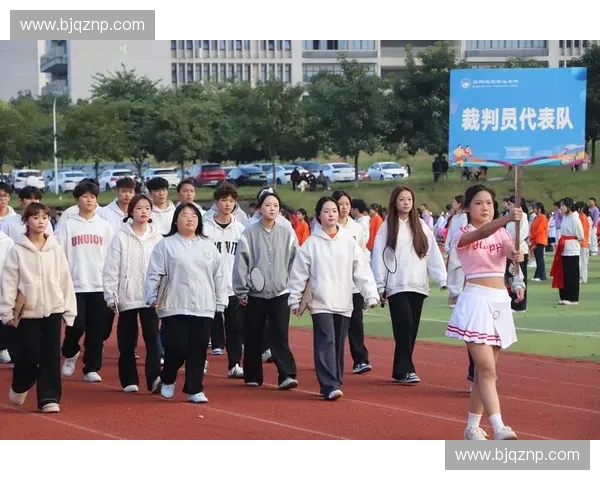 体育制度创新与发展路径探索：推动全民健身与竞技体育协调发展